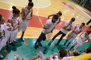 basket valentino