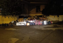 Nubifragio, squadre “Pronto Intervento” di CSP in Via dei Poggi per rimuovere mobilia ed elettrodomestici distrutti dal fango